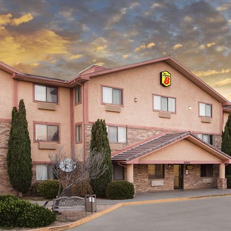 Super 8 By Wyndham Kingman Hotel Ngoại thất bức ảnh